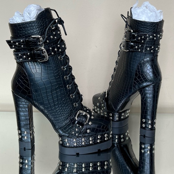 Azalea Wang Shoes - Azalea Wang Black Croc Studded Bootie
